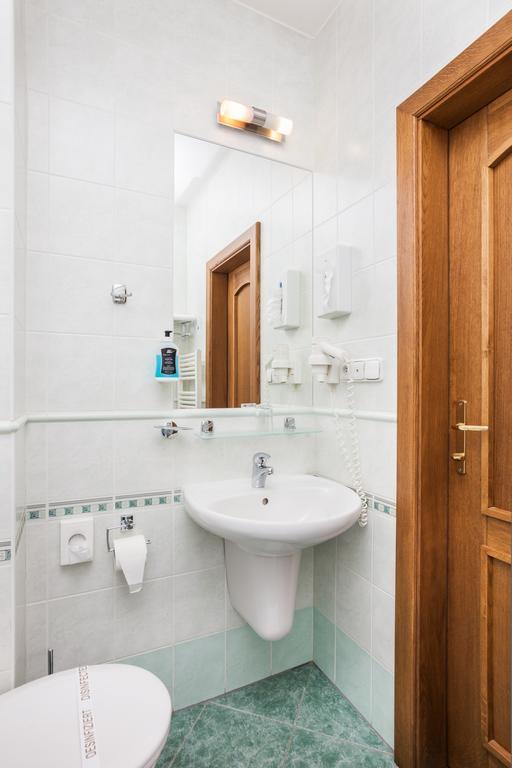 Hotel Jelinkova Vila Велке-Мезиржичи Экстерьер фото