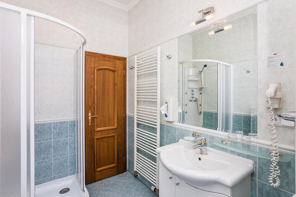 Hotel Jelinkova Vila Велке-Мезиржичи Номер фото