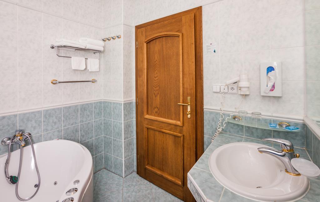 Hotel Jelinkova Vila Велке-Мезиржичи Номер фото