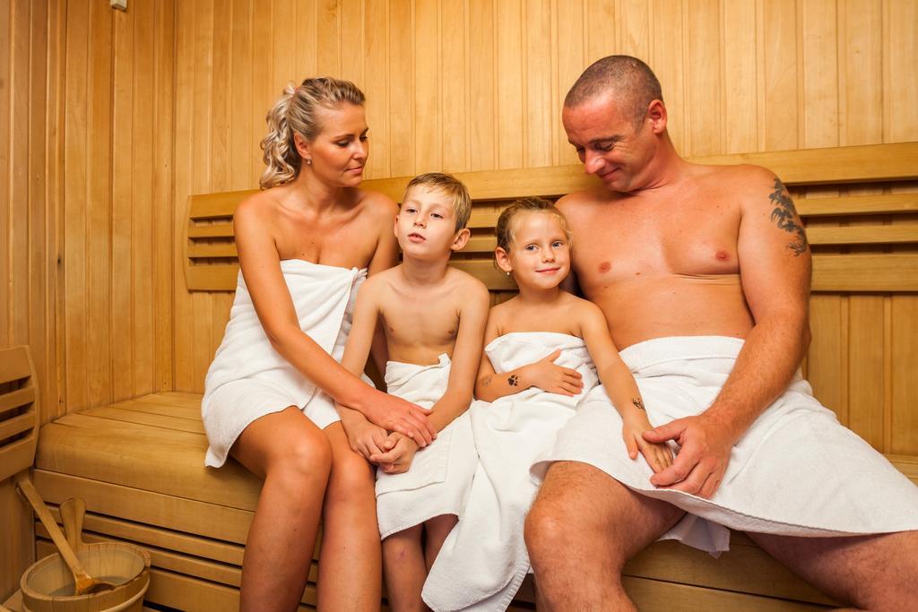 Hotel Jelinkova Vila Велке-Мезиржичи Экстерьер фото